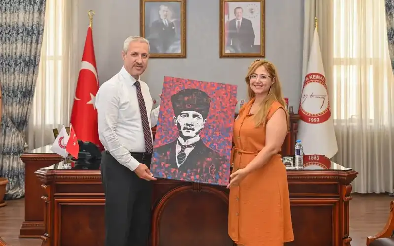 Hatay MKÜ Öğrencilerinden Tasarım Tescili Başarısı