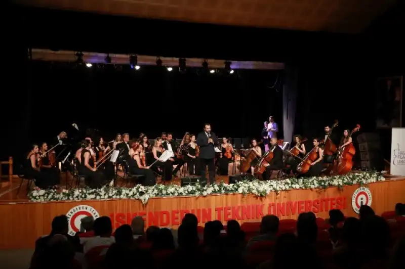Türk Valsleri Konseri İskenderun’da Sanatseverlerle Buluştu