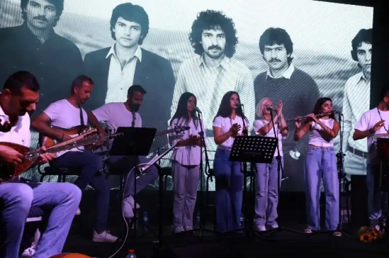 Geleneksel Kurtbağı Kayısı Festivali Düzenlendi
