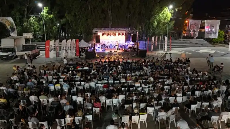 Geleneksel Kurtbağı Kayısı Festivali Düzenlendi