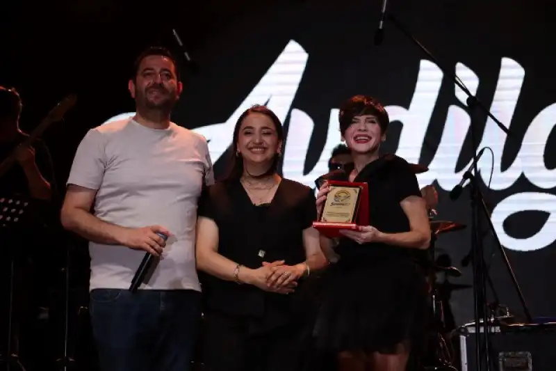 Samandağ Festivali Vatandaşlardan Yoğun İlgi Görüyor