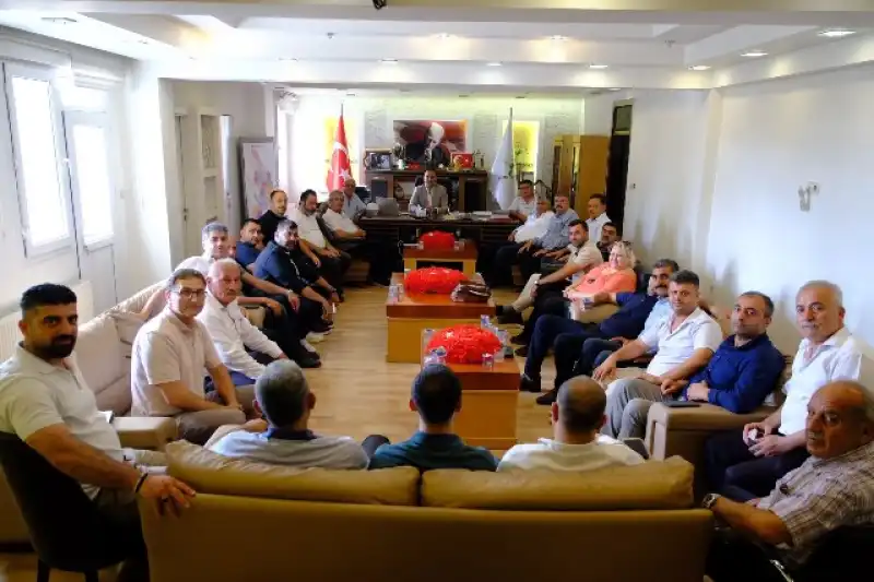 Muhtarlardan Başkan Özgün’e Anlamlı Ziyaret
