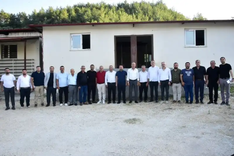 BAŞKAN YAPAR, MAHALLE MUHTARLARIYLA BULUŞTU