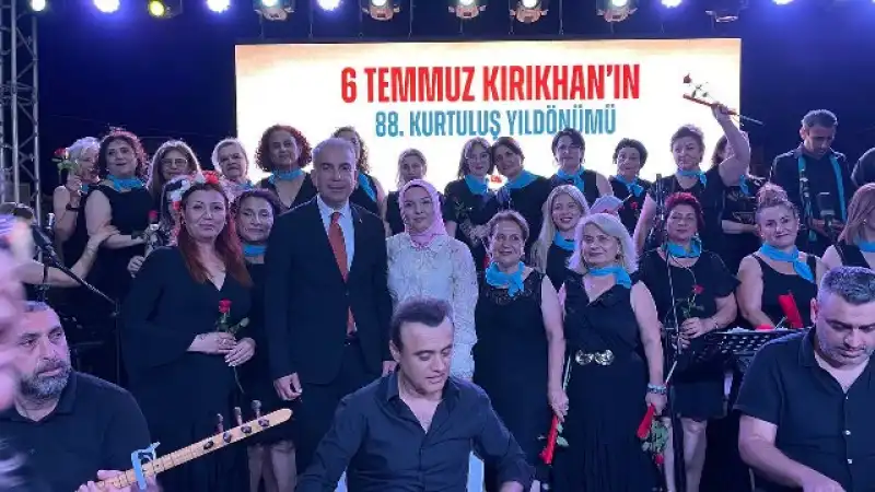Kırıkhan’da 6 Temmuz Coşkusu Mehteran Ve Konserle Yaşandı