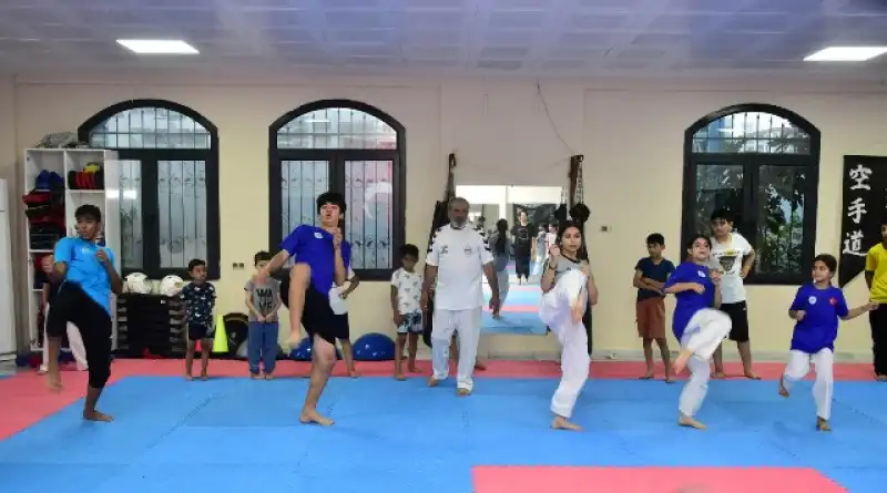 Antakya Belediyesi Karate Kursu Devam Ediyor