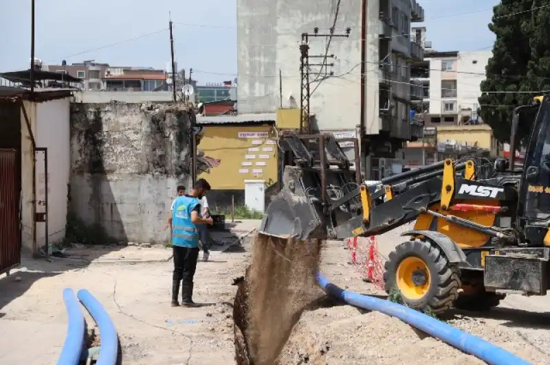 REYHANLI VE KUMLU’DA İÇME SUYU ŞEBEKESİNDE SONA GELİNDİ