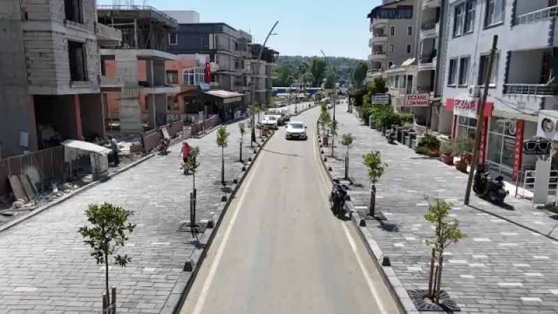 HBB’NİN DOKUNUŞLARIYLA ARSUZ ÇİÇEK AÇTI