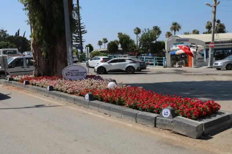 HBB’NİN DOKUNUŞLARIYLA ARSUZ ÇİÇEK AÇTI