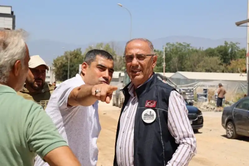 BAŞKAN YAPAR, YENİ SANAYİ SİTESİ’NDEKİ ÇALIŞMALARI İNCELEDİ