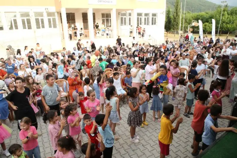Payas’lı Çocuklar HBB Şenliğinde Gönüllerince Eğlendi