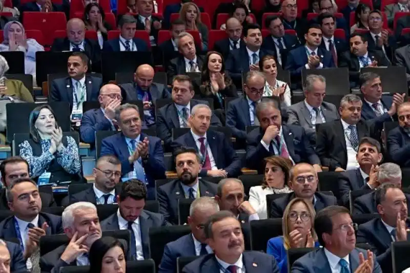 HMKÜ Rektörü Prof. Dr. Eren 2. İletişim Şurası’na Katıldı