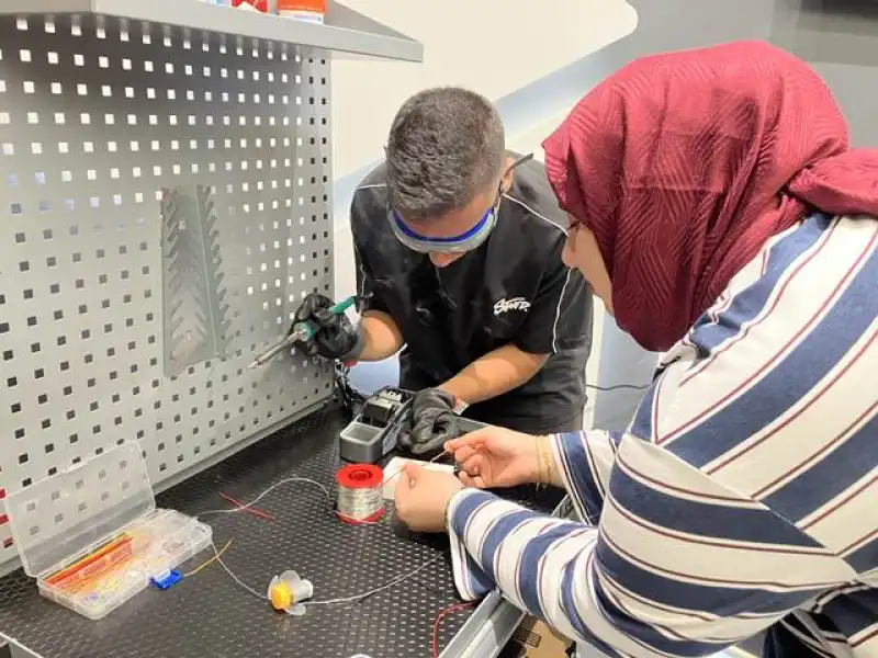HMKÜ Milli Teknoloji Atölyesi Ile Lise Ögrencilerini Teknolojiyle Buluşturuyor 