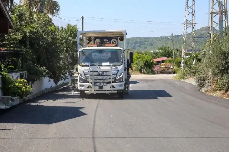 Yaylıca Mahallesi’ne HBB’den 1500 Metre Beton Asfalt