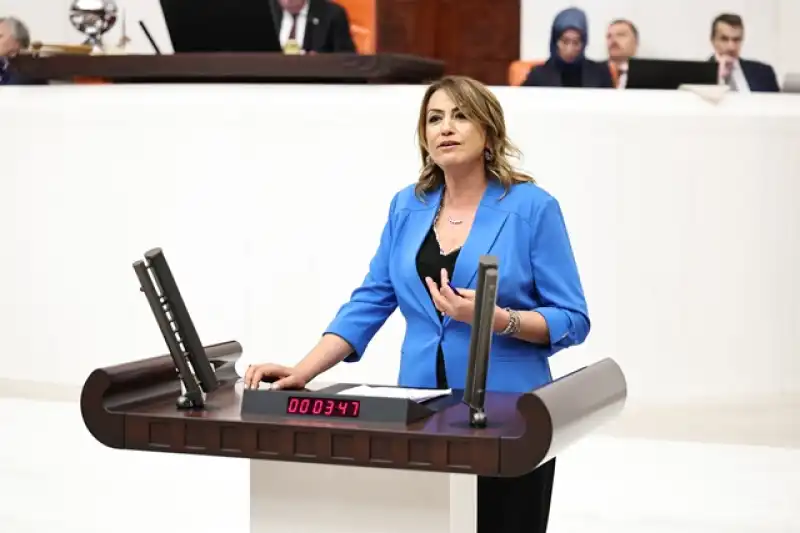 Yıldırım Kara: “Taşımacılık Gelişirken Şoförlerin Hakları Yerinde Sayıyor”