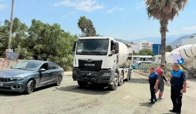 SAMANDAĞ ZABITASI KURALSIZLIĞA GEÇİT VERMİYOR