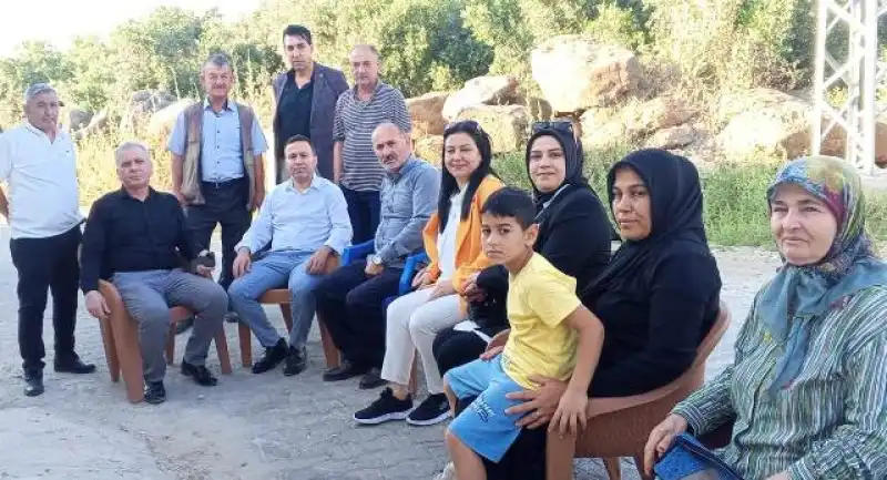 YRP Hatay Kadın Kolları’nda Gece Yarısı Depremi