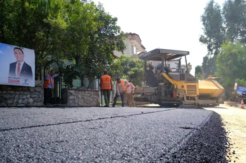 Başkan Özgün 300 Kilometrelik Rekor Asfalt Hedefine Start Verdi