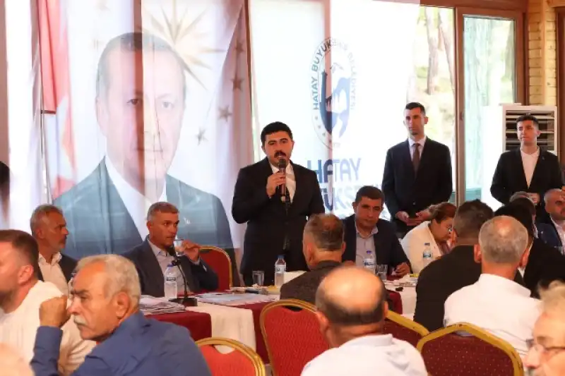 BAŞKAN ÖNTÜRK, YAYLADAĞILI MUHTARLARLA BULUŞTU