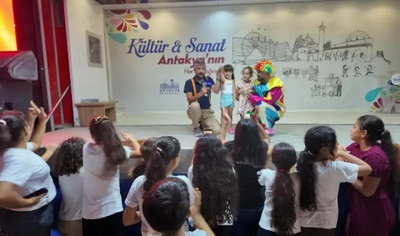 ‘Sokakta Oyun Var’ Etkinliği’nde Çocuklar Aileleriyle Birlikte Eğlendi