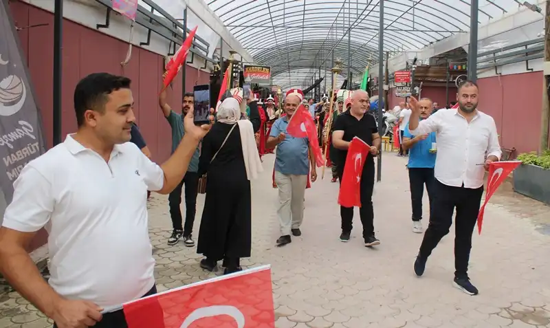 ANTAKYA’DA ZAFER BAYRAMI COŞKUSU