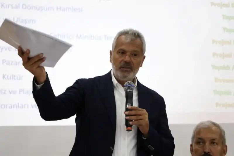 Başkan Öntürk, 3 Farklı İlçede Yaptığı Toplantılarda Muhtarlarla Bir Araya Geldi