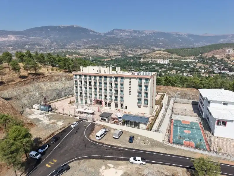 Kırıkhan Öğretmenevi Ve Akşam Sanat Okulu Hizmete Açıldı