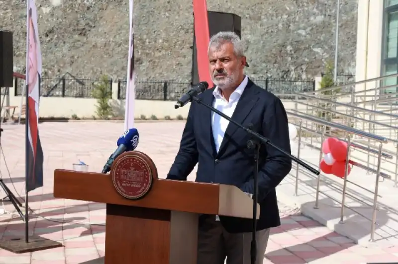 Kırıkhan Öğretmenevi Ve Akşam Sanat Okulu Hizmete Açıldı