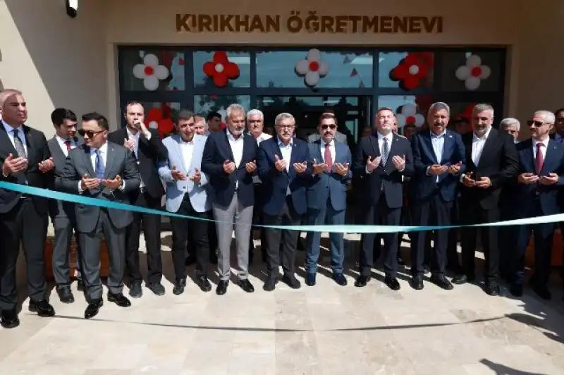 Kırıkhan Öğretmenevi Ve Akşam Sanat Okulu Hizmete Açıldı
