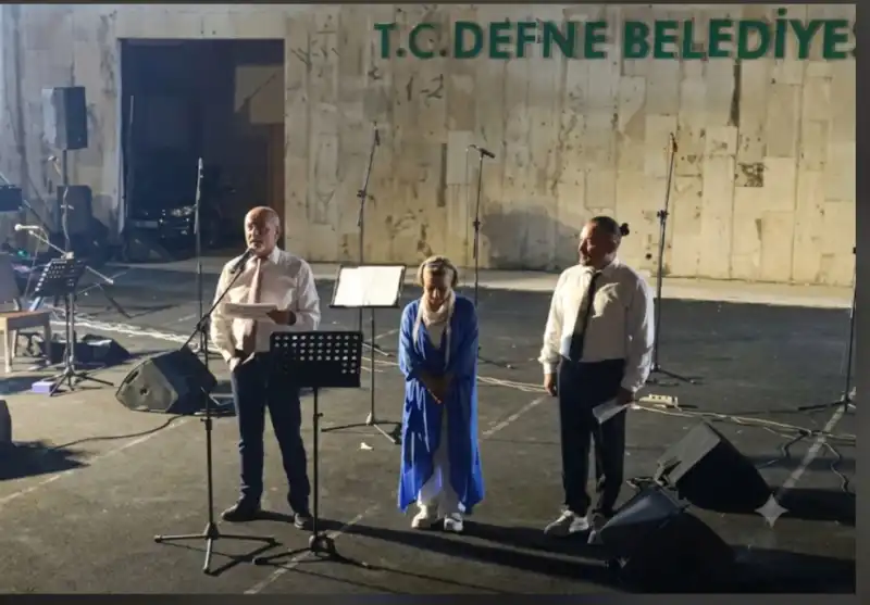DEPREM ANNELERİ KOROSU’NDAN UNUTULMAZ KONSER