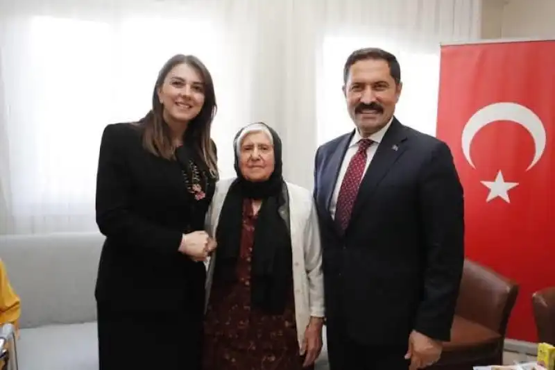Cumhurbaşkanı Erdoğan’ın Liderliği Ve Vali Masatlı’nın Sahadaki Güçlü Koordinasyonuyla Hatay Yeniden Ayağa Kalkıyor