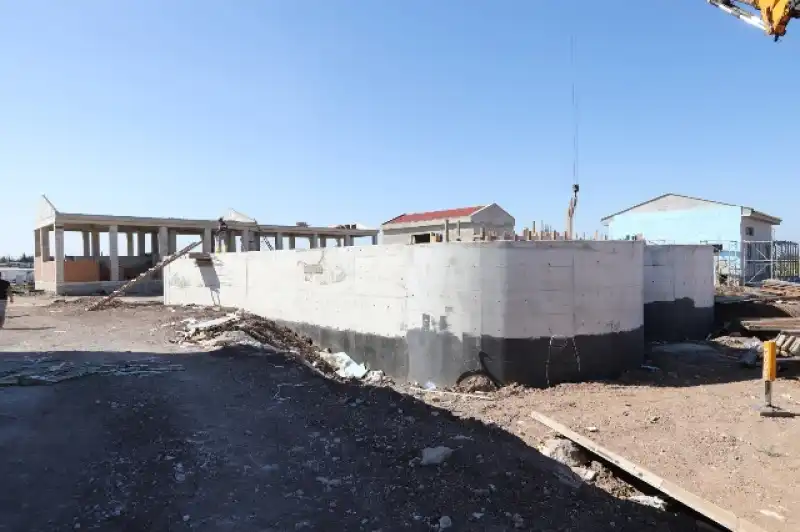 Kumlu’da Atık Suları Arıtacak Tesisin %65’i Tamamlandı