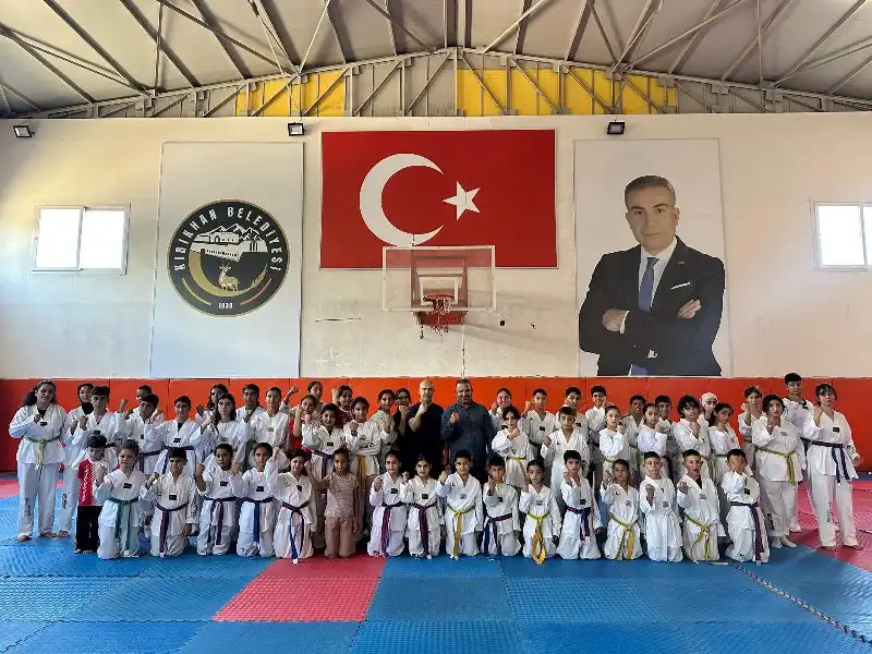 Kırıkhan Belediyesi Spor Kulübünde 52 Sporcu Bir Üst Kuşağa Yükseldi