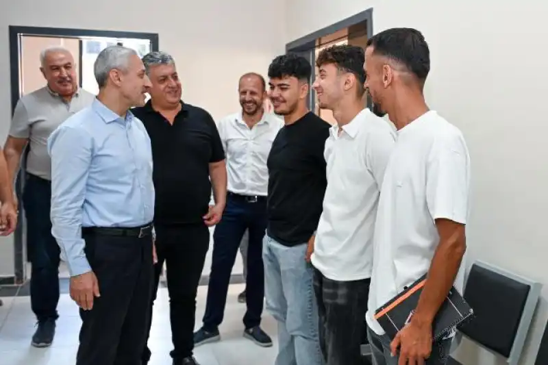 Rektör Eren, Yayladağı Sosyal Bilimler Meslek Yüksekokulunda Incelemelerde Bulundu