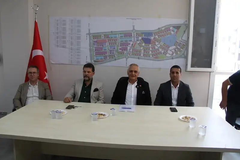 Çinçin’den Ayakkabıcılar Sanayi Sitesi’ne Ziyaret…