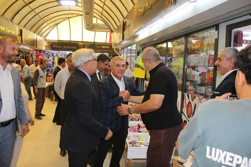 Ak Parti Heyetinden Tarihi Uzun Çarşı’ya Çıkarma