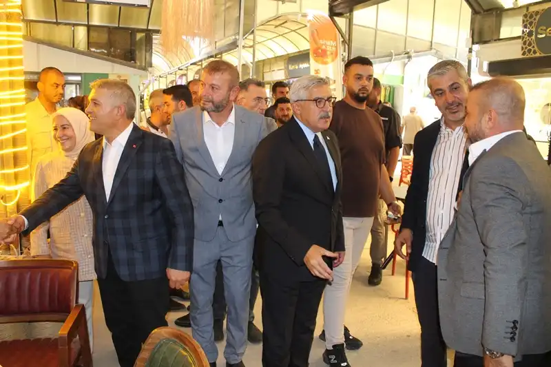 Ak Parti Heyetinden Tarihi Uzun Çarşı’ya Çıkarma