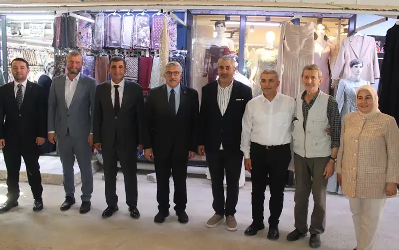 Ak Parti Heyetinden Tarihi Uzun Çarşı’ya Çıkarma