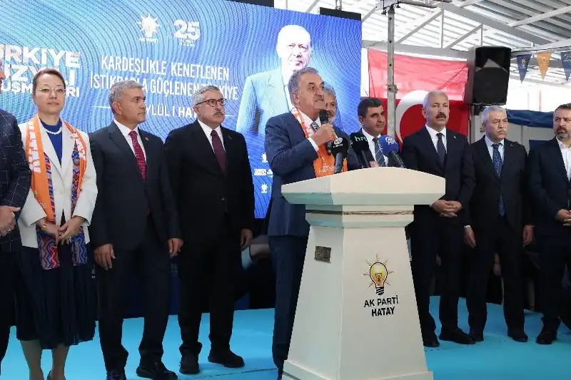 HAYATİ YAZICI HATAY’DA STK VE ESNAFLA BULUŞTU
