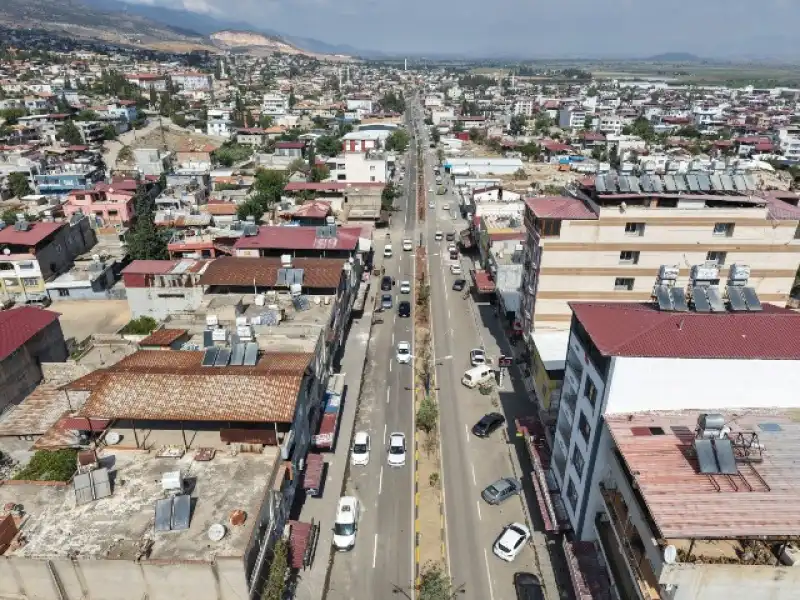 KIRIKHAN’DA ULAŞIM ALTYAPISINA HBB ELİ DEĞDİ