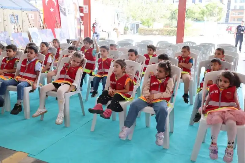 HBB İtfaiyesinden Çocuklara Farkındalık Etkinlikleri