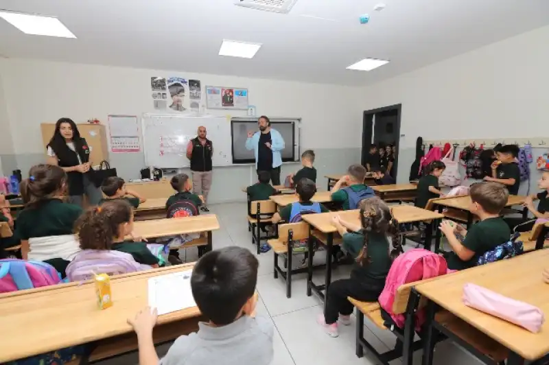 HATSU ÇOCUKLARA TASARRUF BİLİNCİ AŞILIYOR