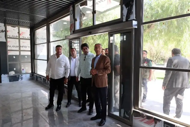 Başkan Yapar, Emekliler Lokali’nde İncelemelerde Bulundu