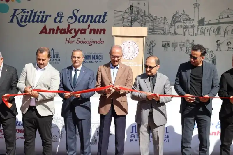 Başkan Yapar TÜBİTAK 2. Bilim Şenliği Açılışına Katıldı