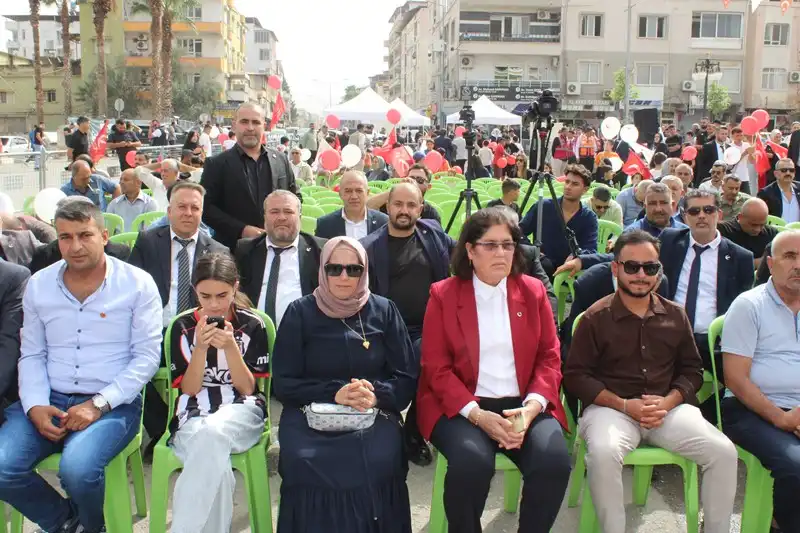 YRP Hatay’da Gövde Gösterisi Yaptı: Reyhanlı’da Coşkulu Açılış