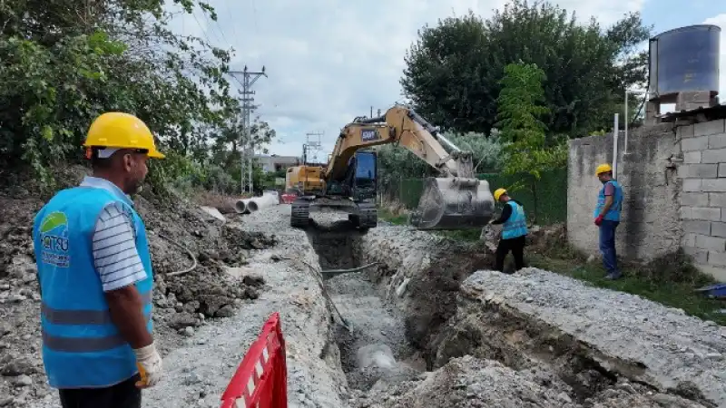 Samandağ Tekebaşı Grubu Kanalizasyon Projesi Sürüyor