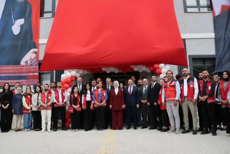 Bakan Mahinur Özdemir Göktaş, Sosyal Hizmet Tesislerini Açtı