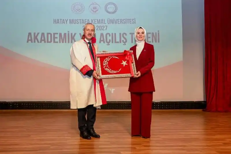 HMKÜ Akademik Yılı Açılışı Aile Ve Sosyal Hizmetler Bakanı Mahinur Özdemir Göktaş’ın Katılımıyla Gerçekleşti