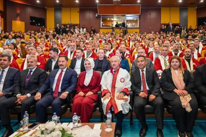HMKÜ Akademik Yılı Açılışı Aile Ve Sosyal Hizmetler Bakanı Mahinur Özdemir Göktaş’ın Katılımıyla Gerçekleşti