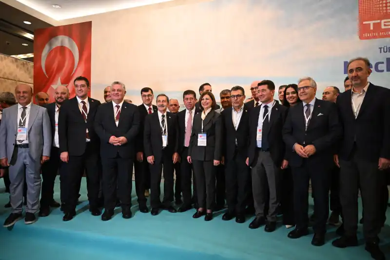 Eskişehir Büyükşehir Belediye Başkanı Ayşe Ünlüce TBB Başkan Vekili Seçildi