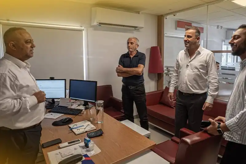 HATSO Başkan Adayı Dablan, Samandağ Esnafı, Belediye Başkanı Karaçay, Elektrikçiler Odası Ve Çukobirlik'i Ziyaret Etti
